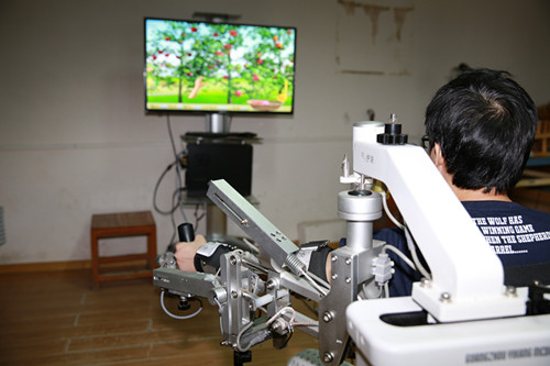 ���ܻ�����ѵ����